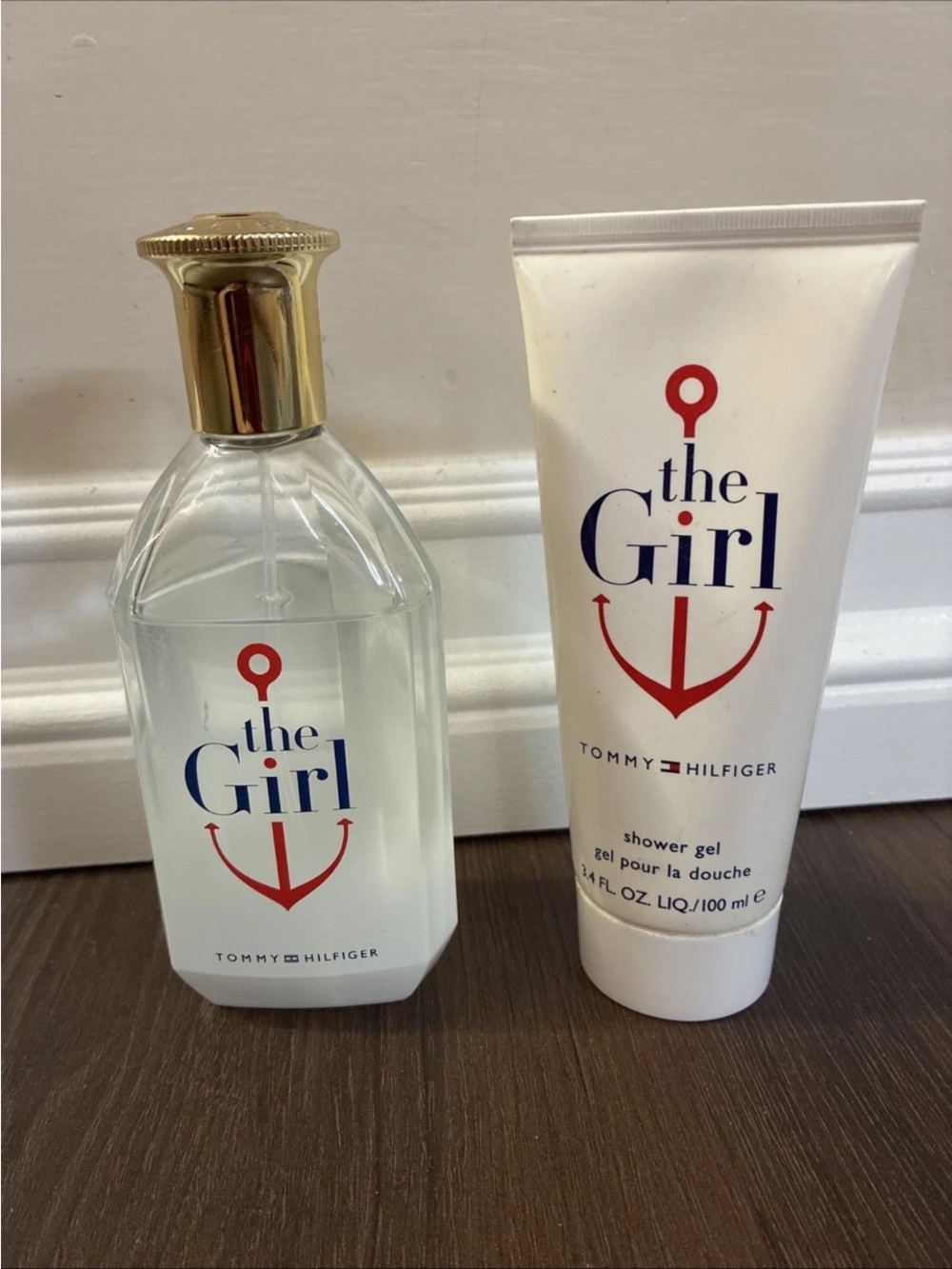 Y2K Tommy Hilfiger THE GIRL PERFUME & SHOWER GEL SET 3.4 FL OZ